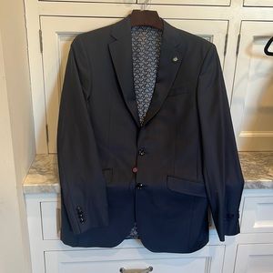 TED BAKER LONDON Endurance Suite